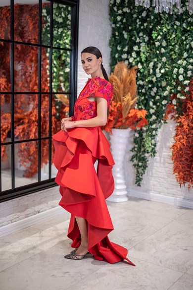 Üç Boyut Çiçekli V Yaka Kabarık Etek Kırmızı Abiye Elbise 